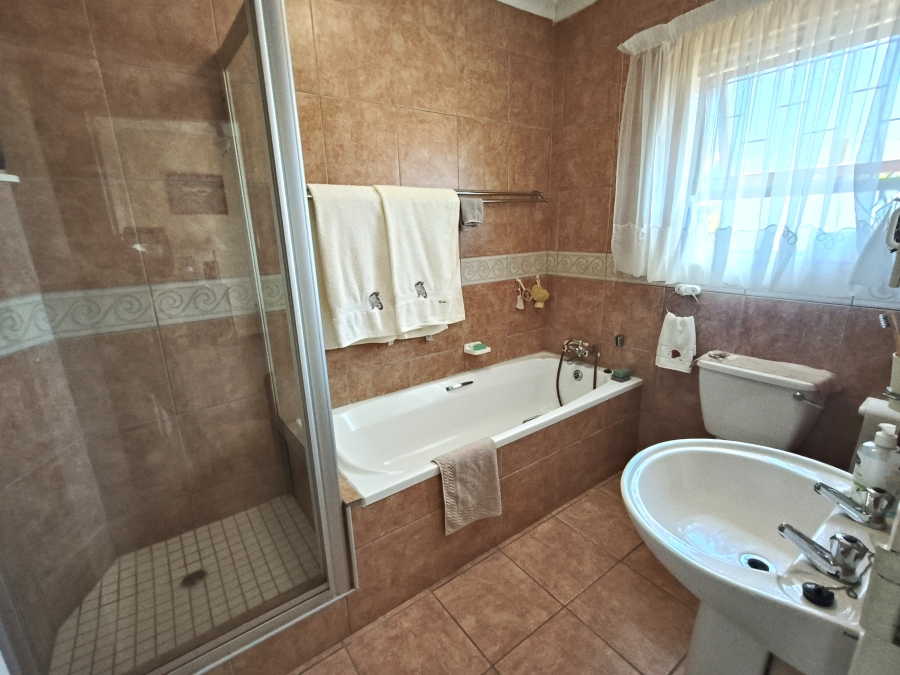 3 Bedroom Property for Sale in Noorsekloof Eastern Cape